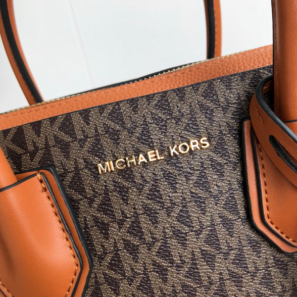 マイケルコースバッグ細部ディテール